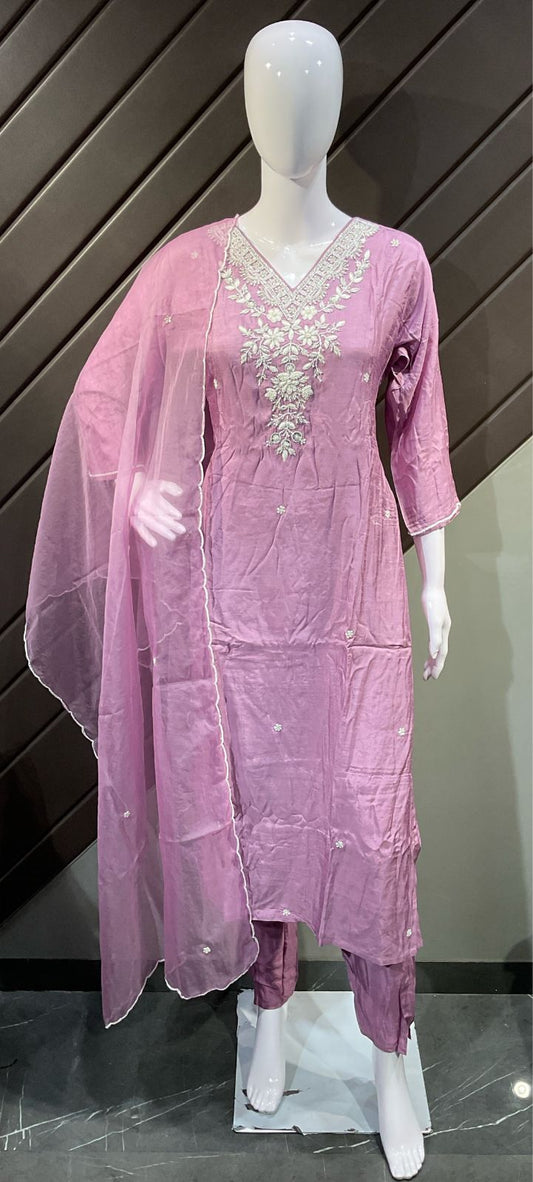 LILAC DOLA SILK 3 PIECE STRAIGHT FIT KURTI TOP WITH THREAD WORK AND ORGANZA DUPATTA