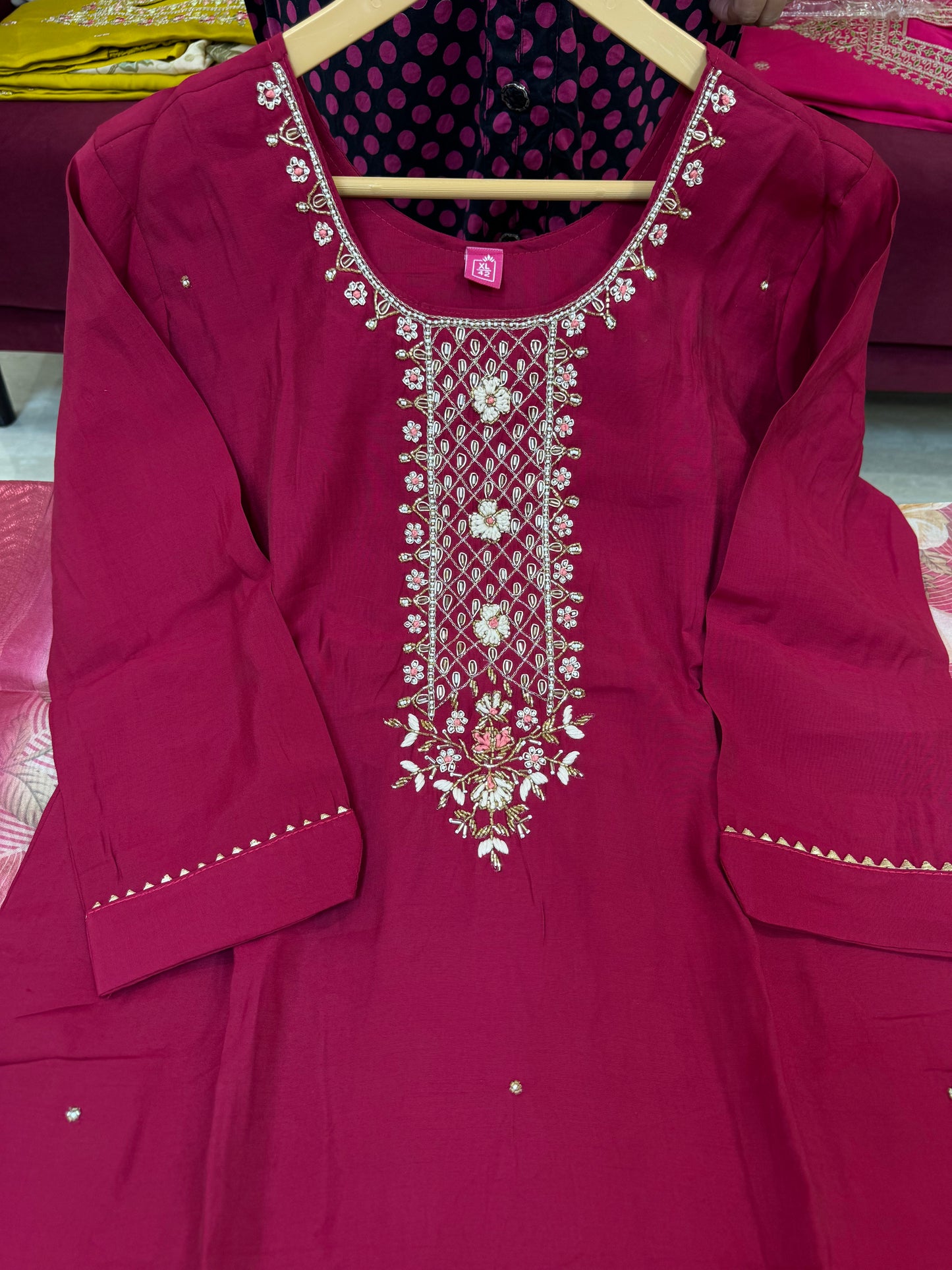 MAROON ROMAN SILK 3 PIECE SUIT WITH LINING BEAUTIFUL WORK ON NECK AND ORGANZA DIGITAL PRINT DUPATTA